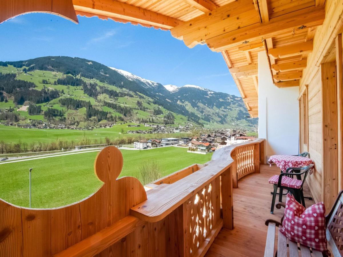Beautiful Apartment In Ramsau With Balcony Ramsau im Zillertal Exteriér fotografie